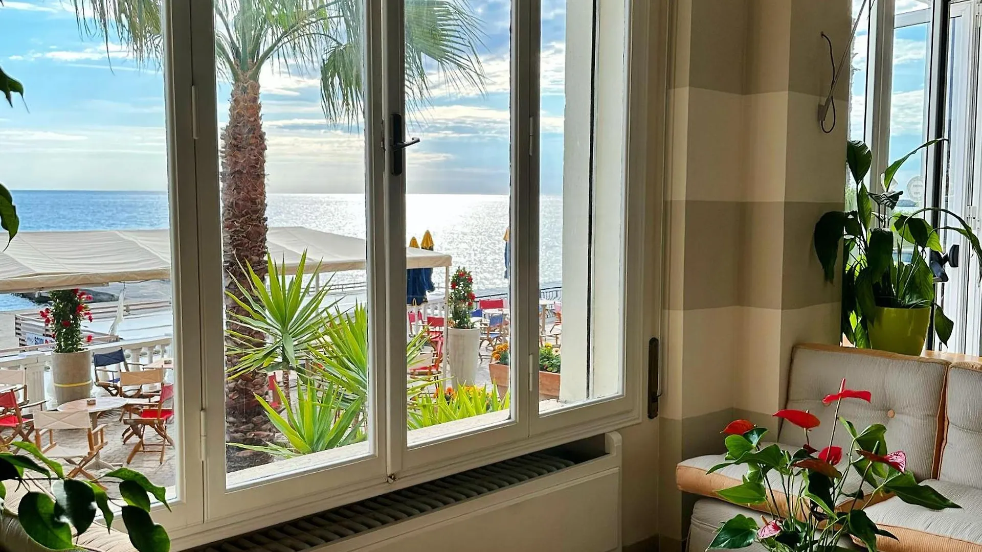 Hotel Golfo E Palme Diano Marina 3*,