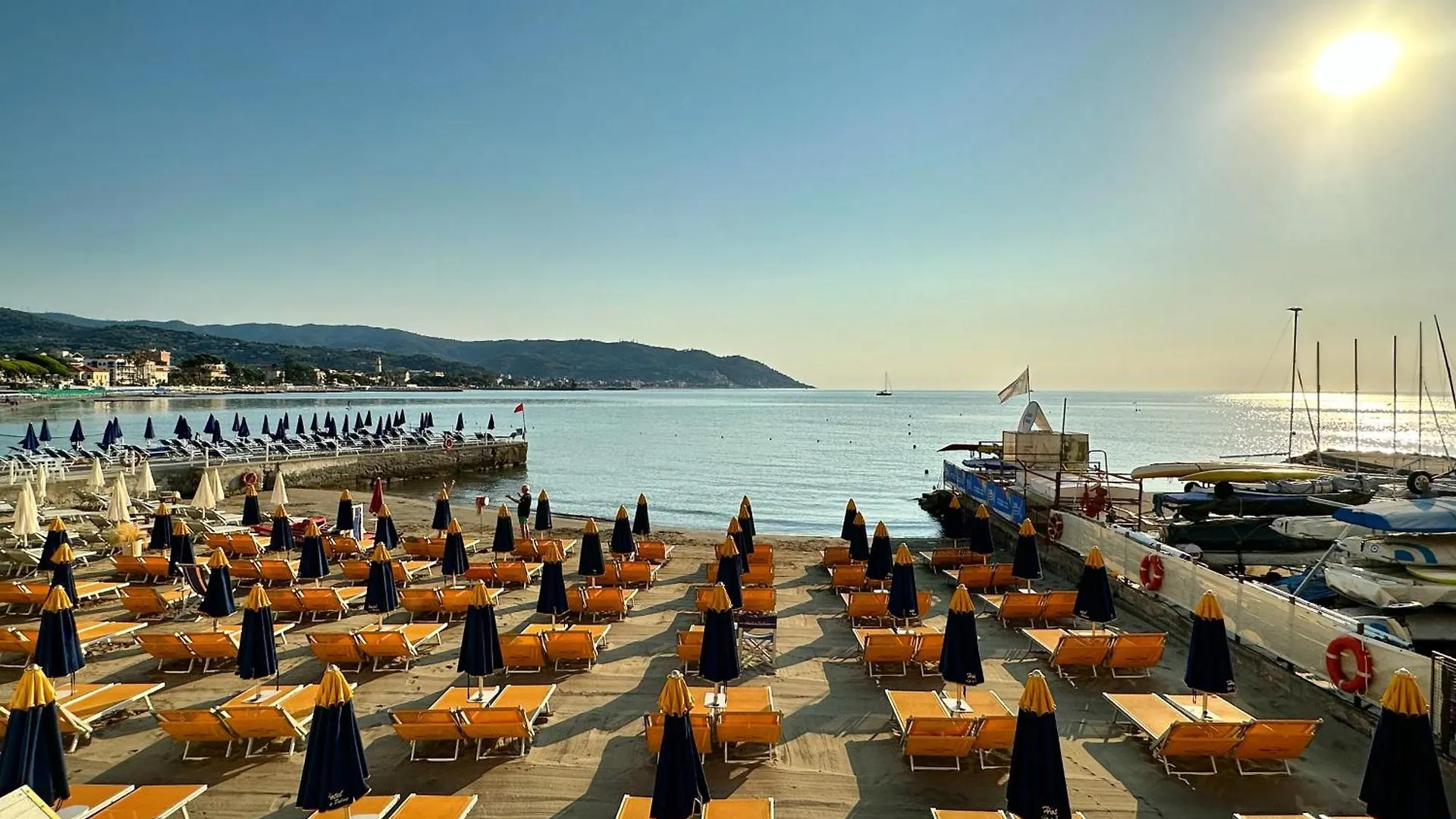 Hotel Golfo E Palme Diano Marina 3*,  Italia