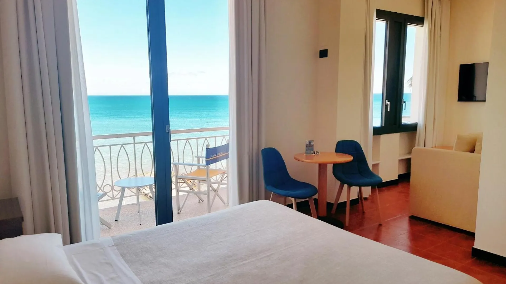 Hotel Golfo E Palme Diano Marina 3*,  Italia